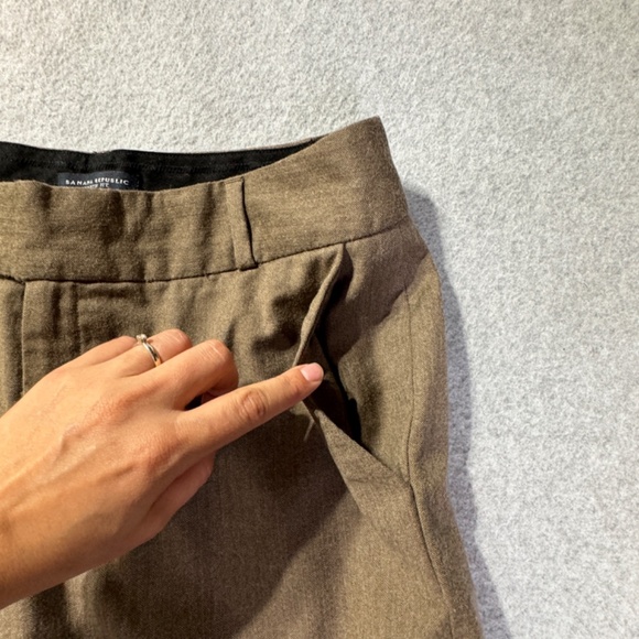 Banana Republic Dressy Bermuda Womens 6 Brown Stretch Martin Fit Low Rise Wool - Picture 4 of 9